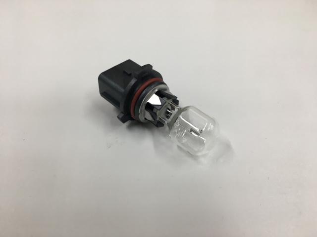 2516752C1, Navistar International, LAMP,BULB,12V 26W BULB, FOG LI - 2516752C1