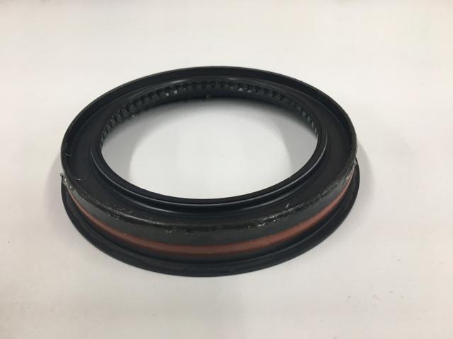 6041588C91, Navistar International, CARRIER,HUB SEAL - 6041588C91