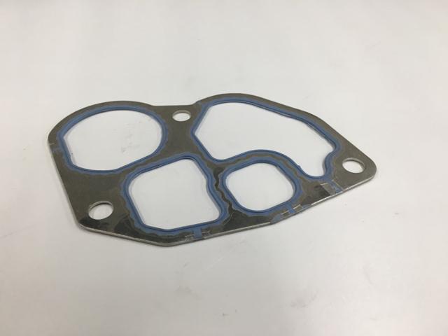 1831665C1, Navistar International, GASKET, OIL COOLER HEADER RR T4 - 1831665C1