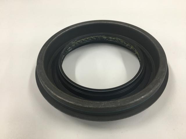 DS10226476, Navistar International, OIL SEAL - DS10226476