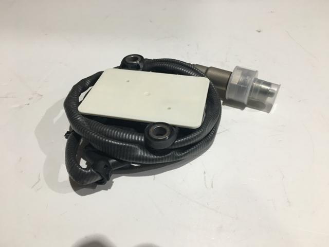 106218N1, Navistar International, SENSOR_PARTICULATE MATTER - 106218N1