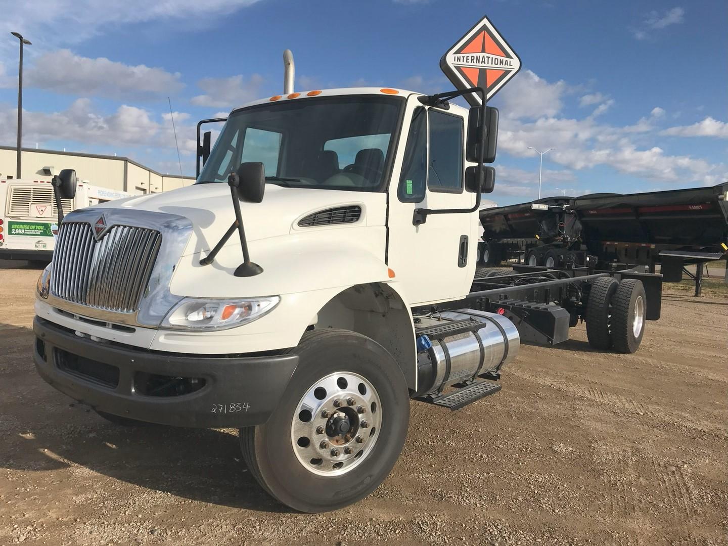 2017 International 4300 4x2