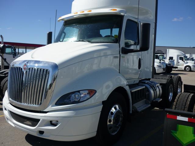 2018 International RH613 Daycab