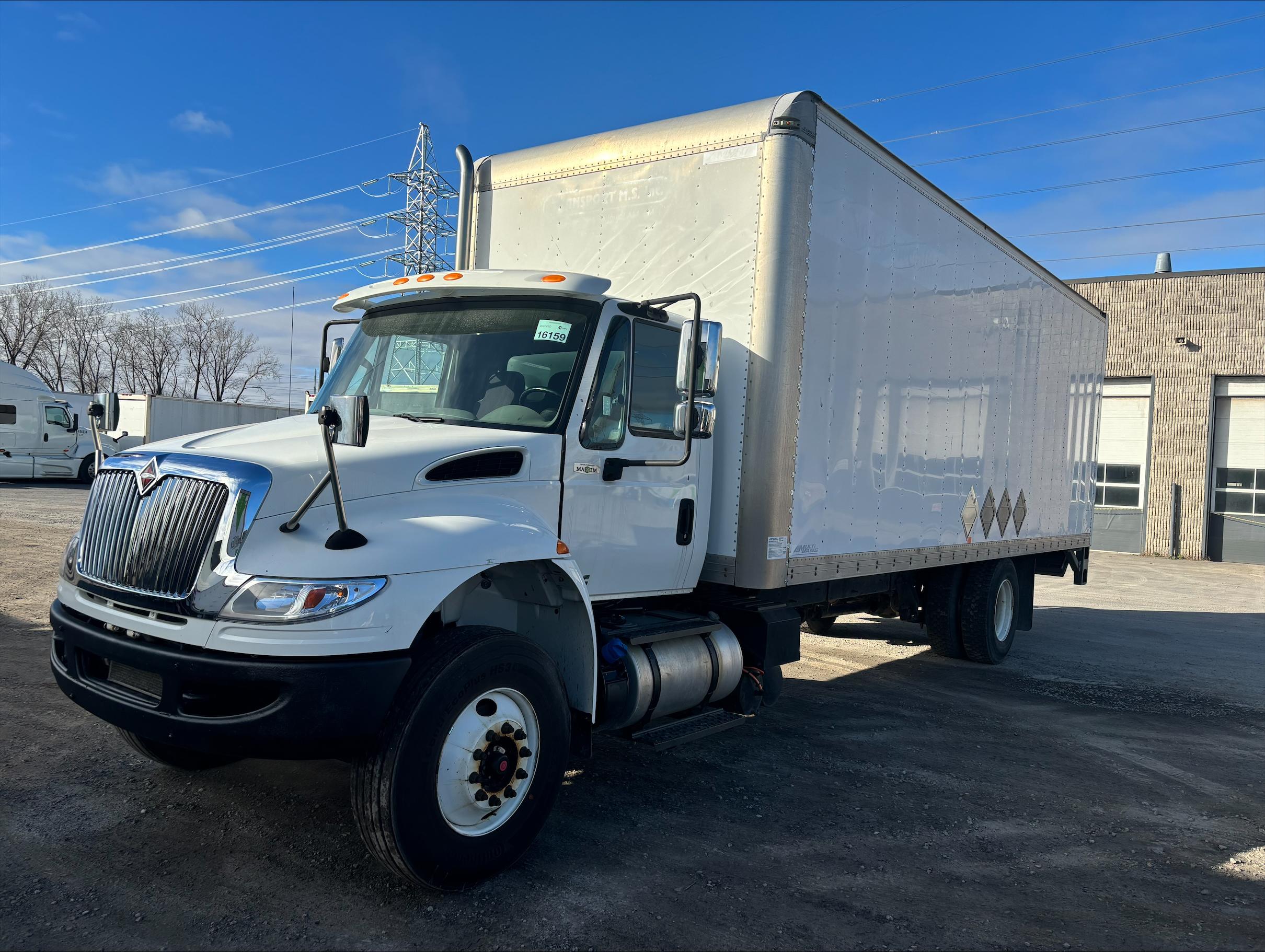 2019 International 4300 4x2