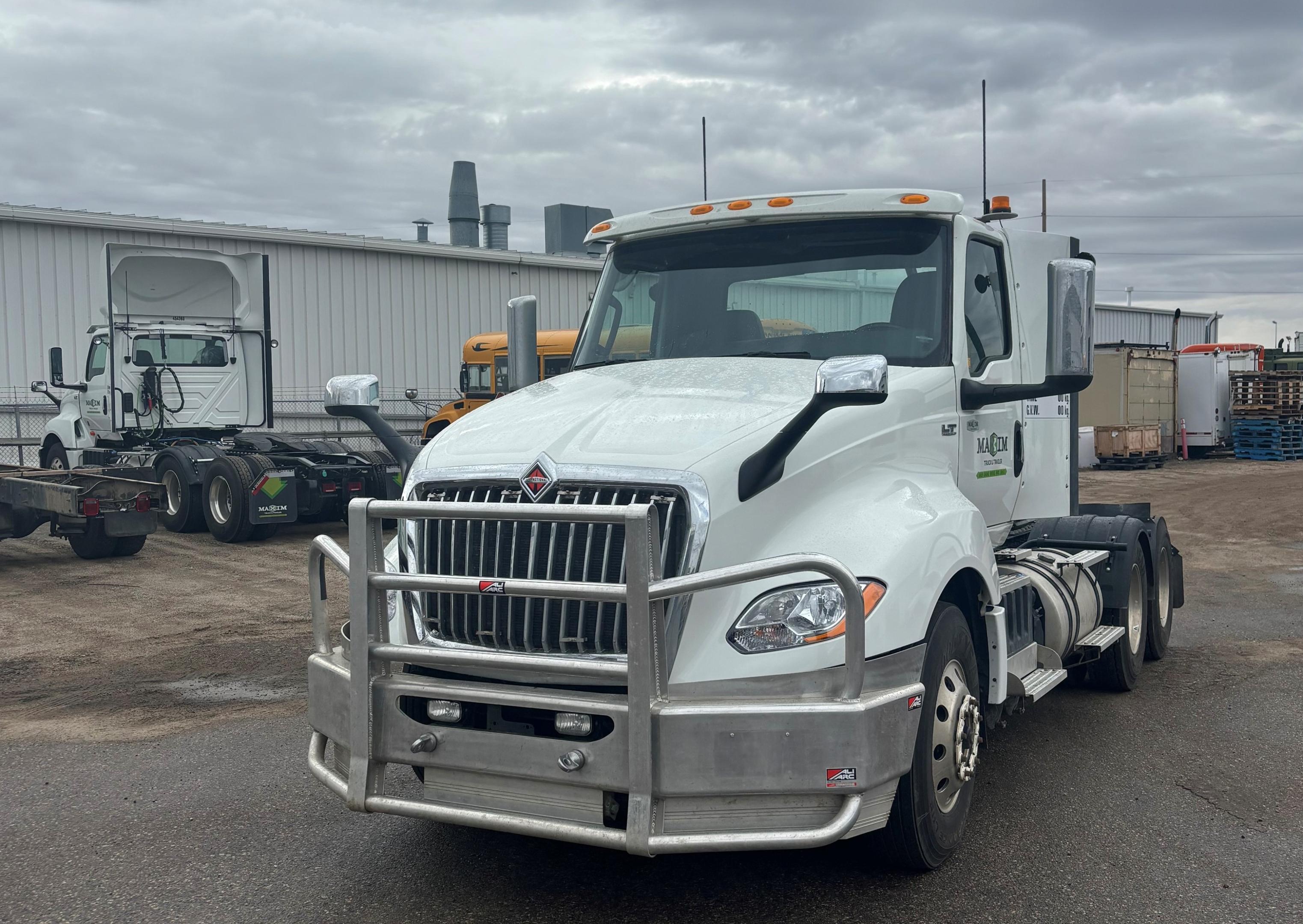 2024 International LT625 6X4 Daycab