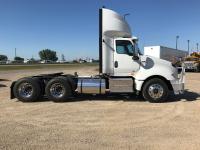 2020 International LT625 Daycab